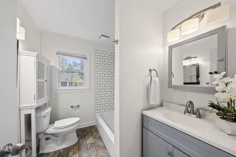 Bath - 7 Meadowbrook Ave, Durham, NC 27712 photo 1 of 1