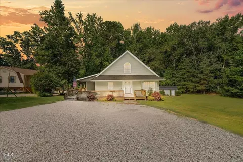 3208 Westchester Dr, Sanford, NC 27332