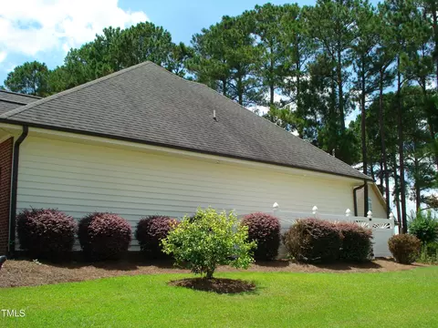 Exterior - 117 Crescent Dr, Dunn, NC 28334 photo 6 of 25
