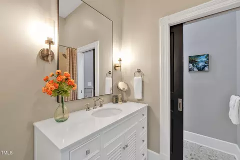 Bath - 210 E Trinity Ave, Durham, NC 27701 photo 3 of 8