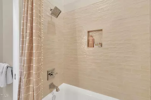 Bath - 210 E Trinity Ave, Durham, NC 27701 photo 4 of 8
