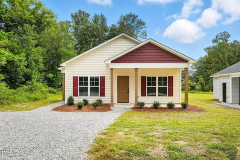 1307 S 14th St, Lillington, NC 27546
