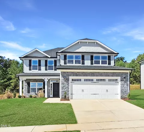 27 Decatur Dr, Fuquay Varina, NC 27526
