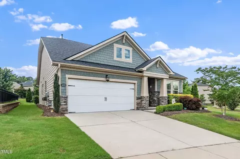 1409 Pulitzer Ln, Durham, NC 27703