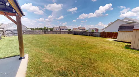 Exterior - 14 Gloucester Ct, Cameron, NC 28326 photo 10 of 18