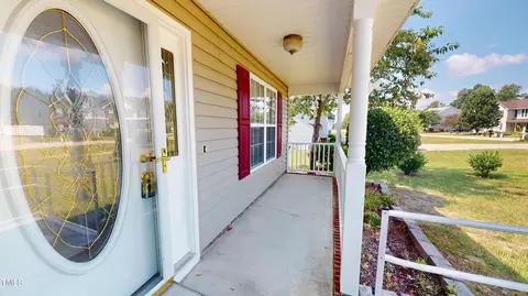 Exterior - 14 Gloucester Ct, Cameron, NC 28326 photo 3 of 18