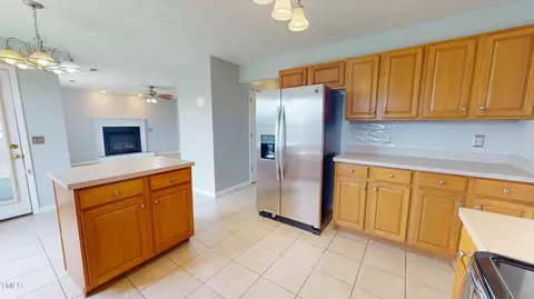Kitchen - 14 Gloucester Ct, Cameron, NC 28326 photo 4 of 9