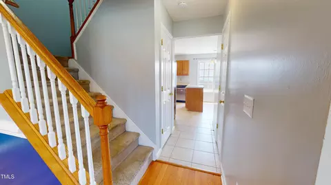 Entry Way - 14 Gloucester Ct, Cameron, NC 28326 photo 5 of 6