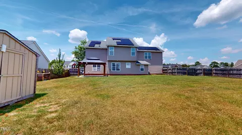 Exterior - 14 Gloucester Ct, Cameron, NC 28326 photo 13 of 18