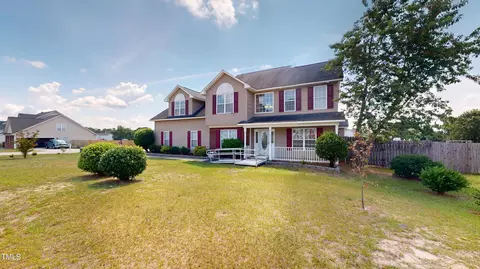 14 Gloucester Ct, Cameron, NC 28326
