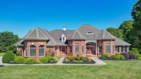 915 Iron Works Rd, Reidsville, NC 27320