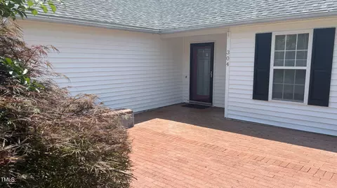 304 Topeaka Ln, Willow Spring, NC 27592 photo 3