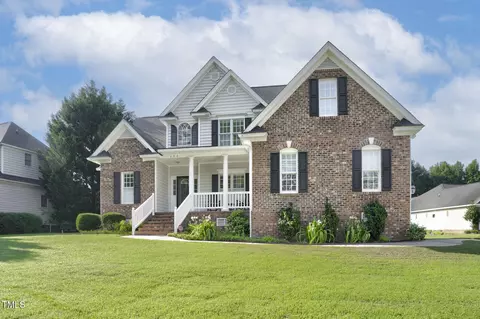 604 Woods Walk Ln, Rocky Mount, NC 27804