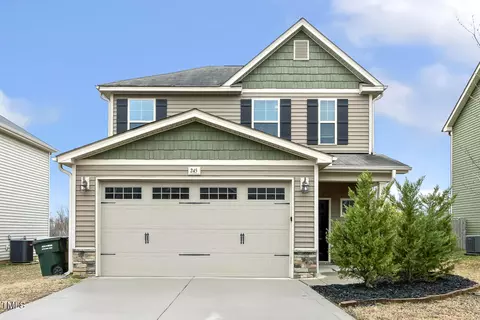 245 E Webber Ln, Clayton, NC 27527