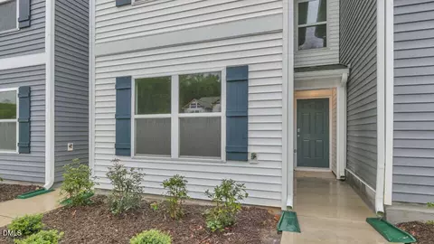Exterior - 200 Holmes Corner Dr, Smithfield, NC 27577 photo 1 of 6