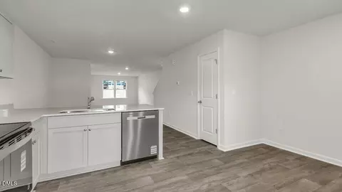 Kitchen - 200 Holmes Corner Dr, Smithfield, NC 27577 photo 3 of 5
