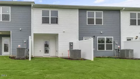 Exterior - 200 Holmes Corner Dr, Smithfield, NC 27577 photo 4 of 6
