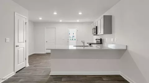 Kitchen - 200 Holmes Corner Dr, Smithfield, NC 27577 photo 1 of 5
