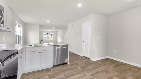 Kitchen - 204 Holmes Corner Dr, Smithfield, NC 27577 photo 2 of 3