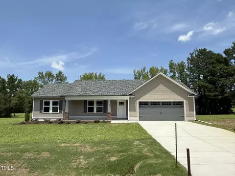 332 Magnolia Run Way, Benson, NC 27504