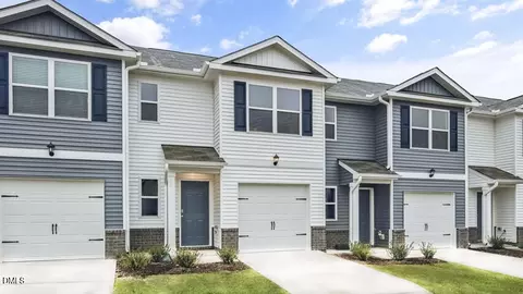 181 Holton St, Smithfield, NC 27577 photo 2
