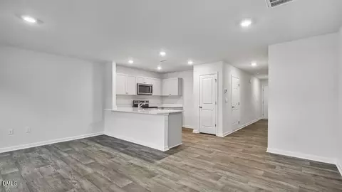 181 Holton St, Smithfield, NC 27577 photo 7