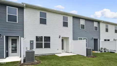 181 Holton St, Smithfield, NC 27577 photo 33
