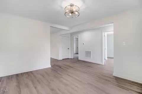 Entry Way - 400 E Townsend St, Dunn, NC 28334 photo 2 of 2