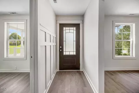 Entry Way - 400 E Townsend St, Dunn, NC 28334 photo 1 of 2