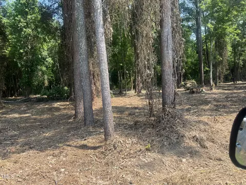 621 Partin Rd, Dunn, NC 28334 photo 5