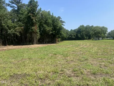 621 Partin Rd, Dunn, NC 28334 photo 4