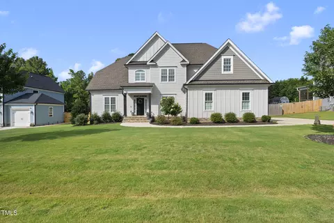 210 Meadow Lake Dr, Youngsville, NC 27596