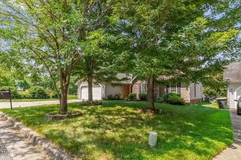 6001 Black Willow Dr, Greensboro, NC 27405