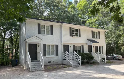 1405 Highview Ct, Raleigh, NC 27606