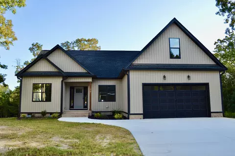 319 Dry Branch Dr, Kenly, NC 27542