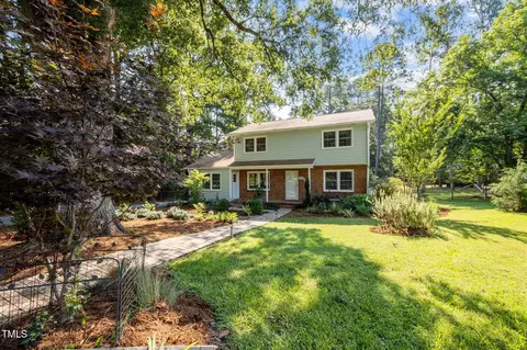 101 Hunter Pl, Carrboro, NC 27510