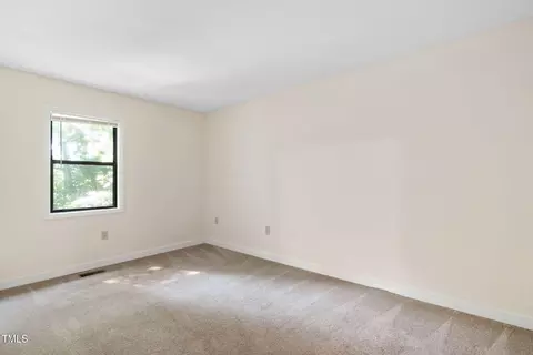 Bedroom - 15 Willow Bridge Dr, Durham, NC 27707 photo 6 of 7