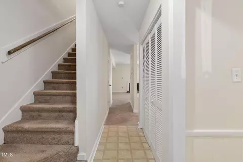 Entry Way - 15 Willow Bridge Dr, Durham, NC 27707 photo 2 of 2