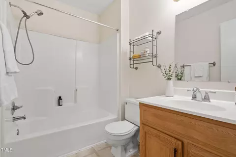 Bath - 15 Willow Bridge Dr, Durham, NC 27707 photo 1 of 3