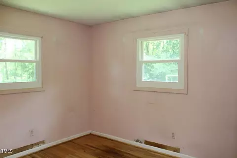 5214 Stanley Rd, Durham, NC 27704 photo 10