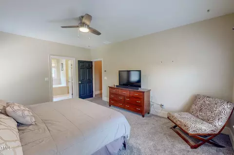 Bedroom - 4 Springtree Cir, Durham, NC 27712 photo 2 of 7