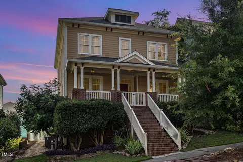 120 Hillspring Ln, Chapel Hill, NC 27516