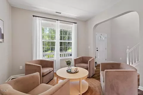 5 Bent Branch Ct, Durham, NC 27704 photo 5