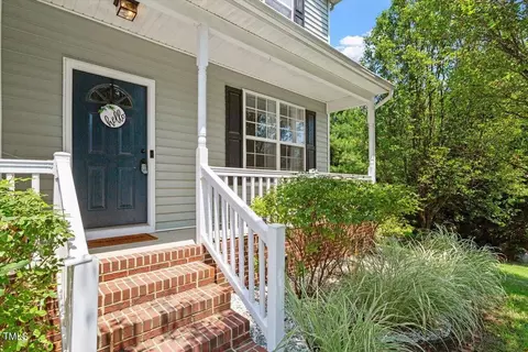 5 Bent Branch Ct, Durham, NC 27704 photo 2