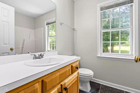 Bath - 3104 Eric St, Willow Spring, NC 27592 photo 4 of 5