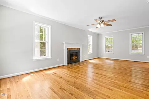 Living - 3104 Eric St, Willow Spring, NC 27592 photo 4 of 4