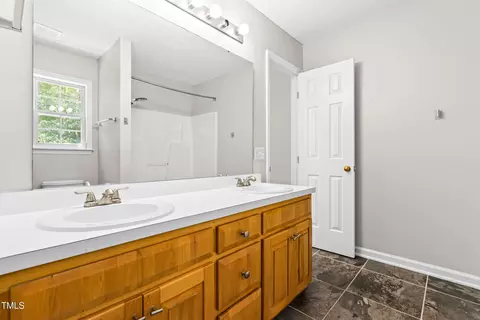Bath - 3104 Eric St, Willow Spring, NC 27592 photo 2 of 5