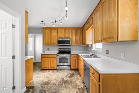 Kitchen - 3104 Eric St, Willow Spring, NC 27592 photo 2 of 6