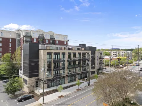 615 W Peace St #302, Raleigh, NC 27605