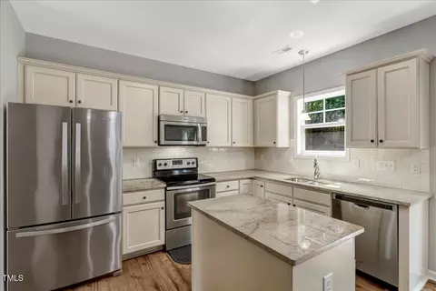 205 Willow Ridge Dr, Louisburg, NC 27549